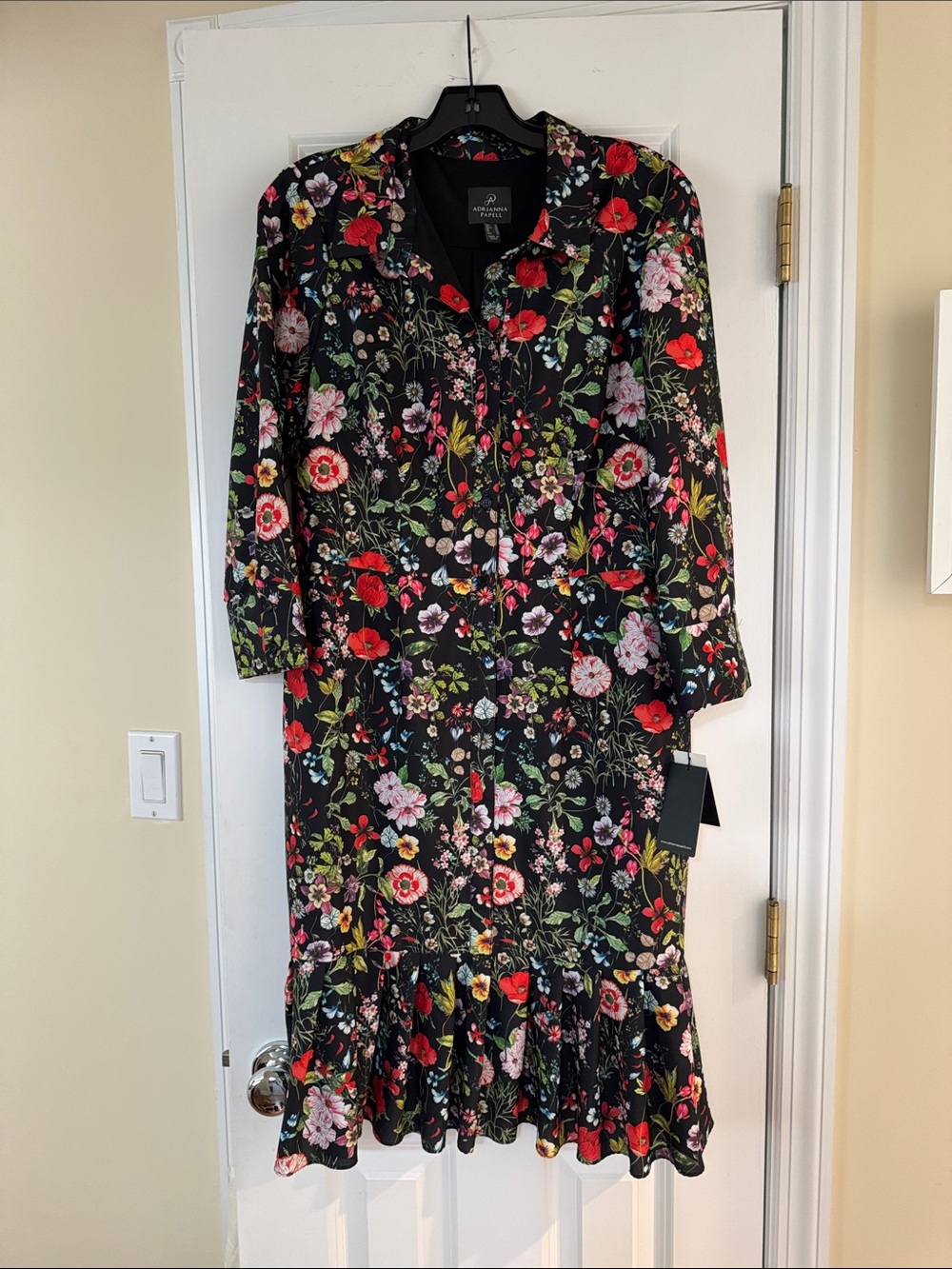 NWT Adrianna Papell Black Floral Long-Sleeve Midi Dress